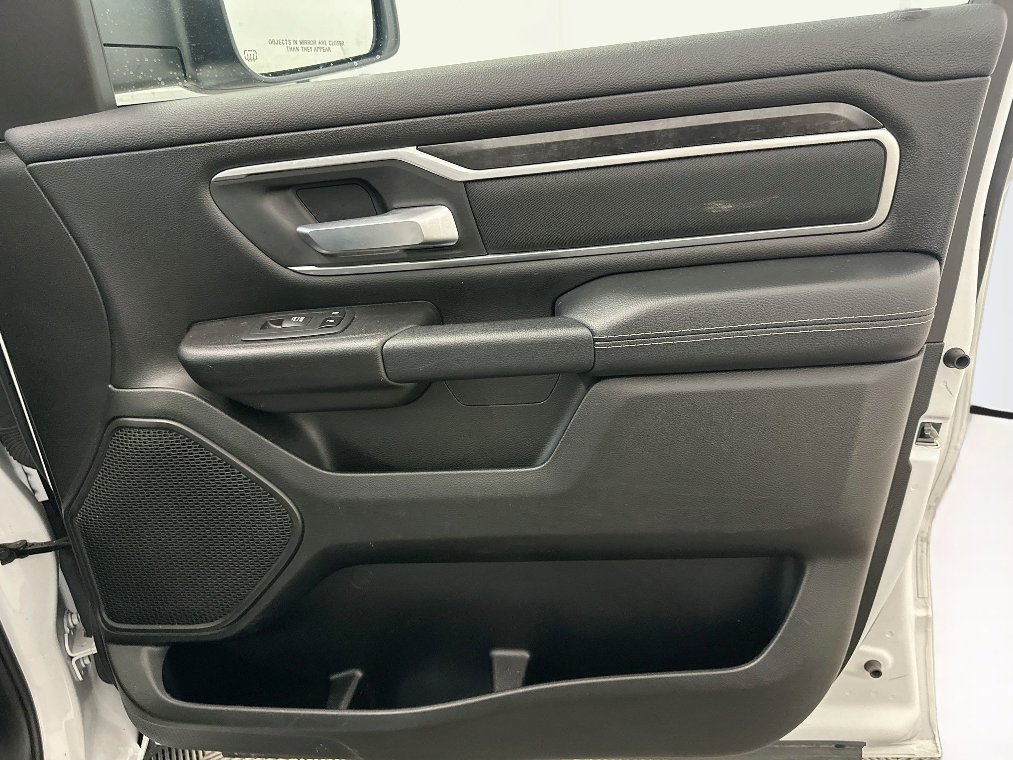 Used 2024 RAM 1500 Big Horn AWD/4WD image 32