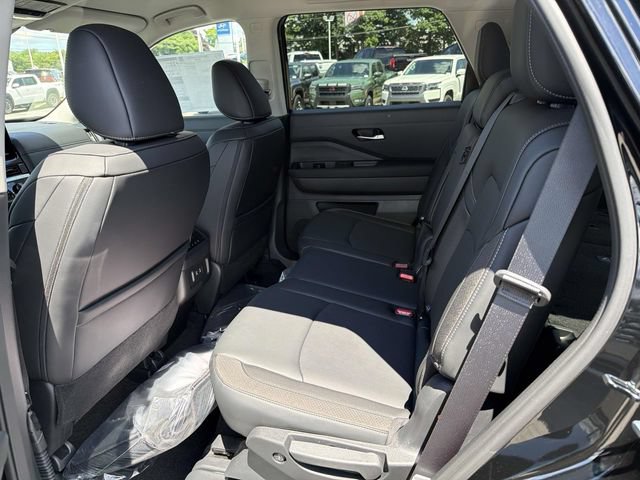 New 2026 Nissan Pathfinder SL AWD/4WD image 10