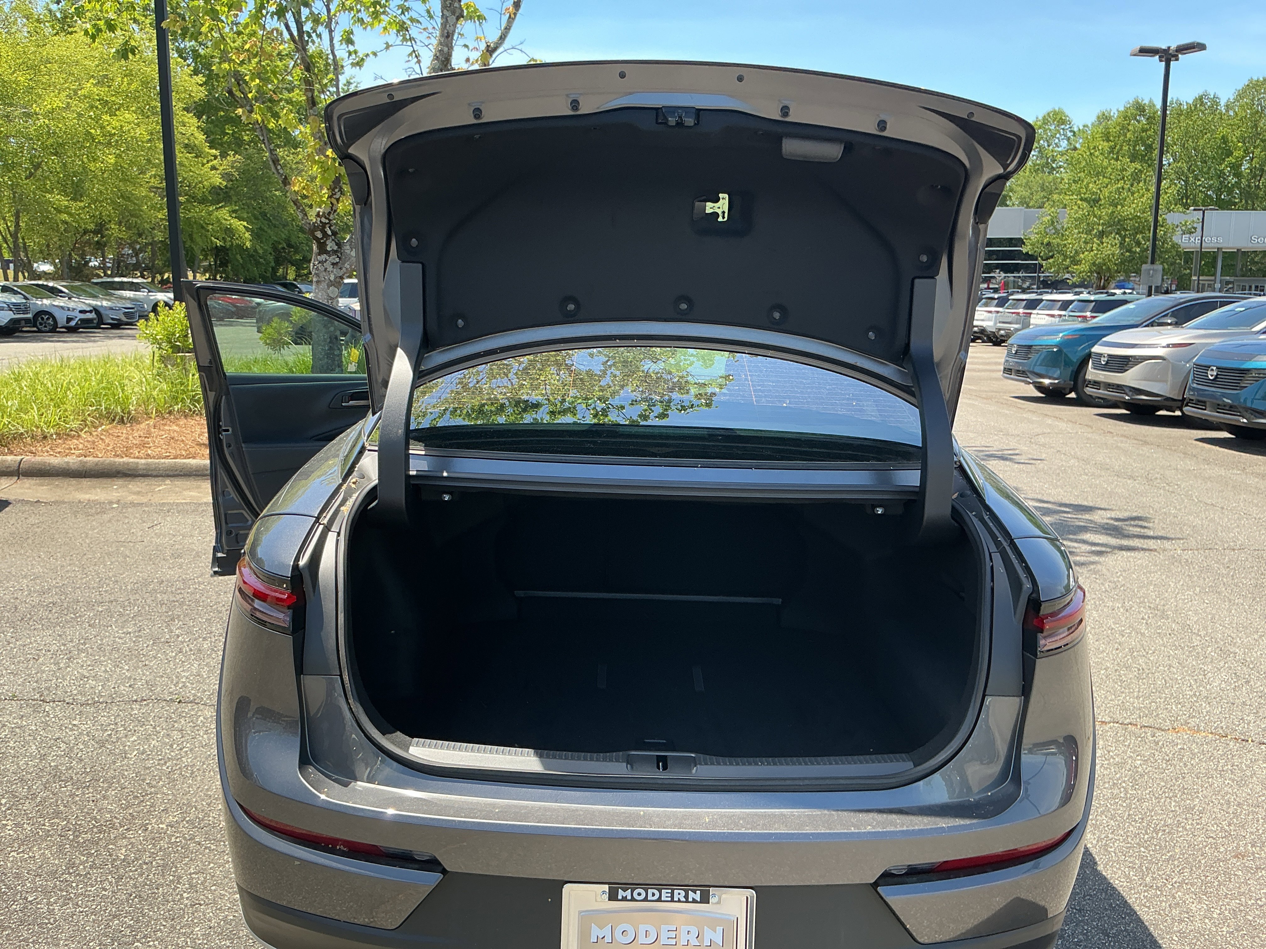 Used 2024 Toyota Crown XLE AWD/4WD image 27