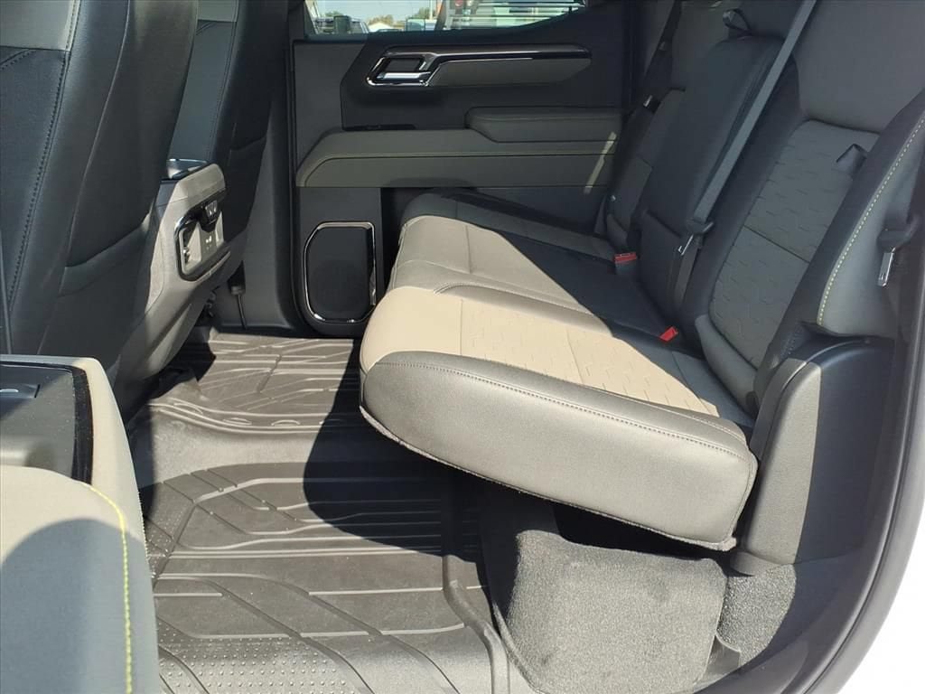 New 2026 Chevrolet Silverado 1500 ZR2 AWD/4WD image 18