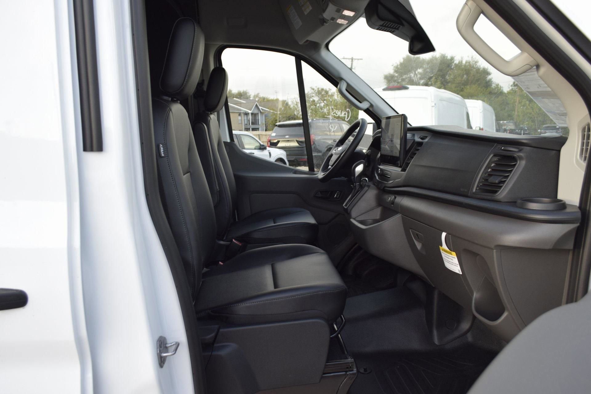 New 2026 Ford Transit 250 148 Medium Roof w/ Load Area Protection Package image 22