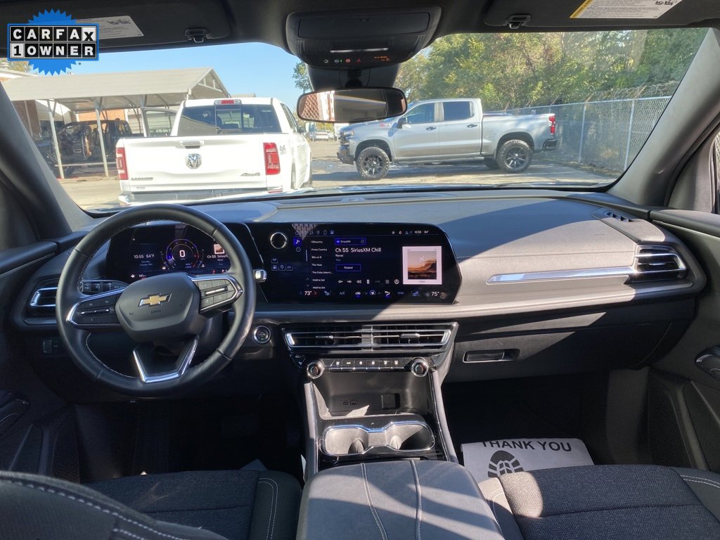 Used 2025 Chevrolet Traverse LT image 22