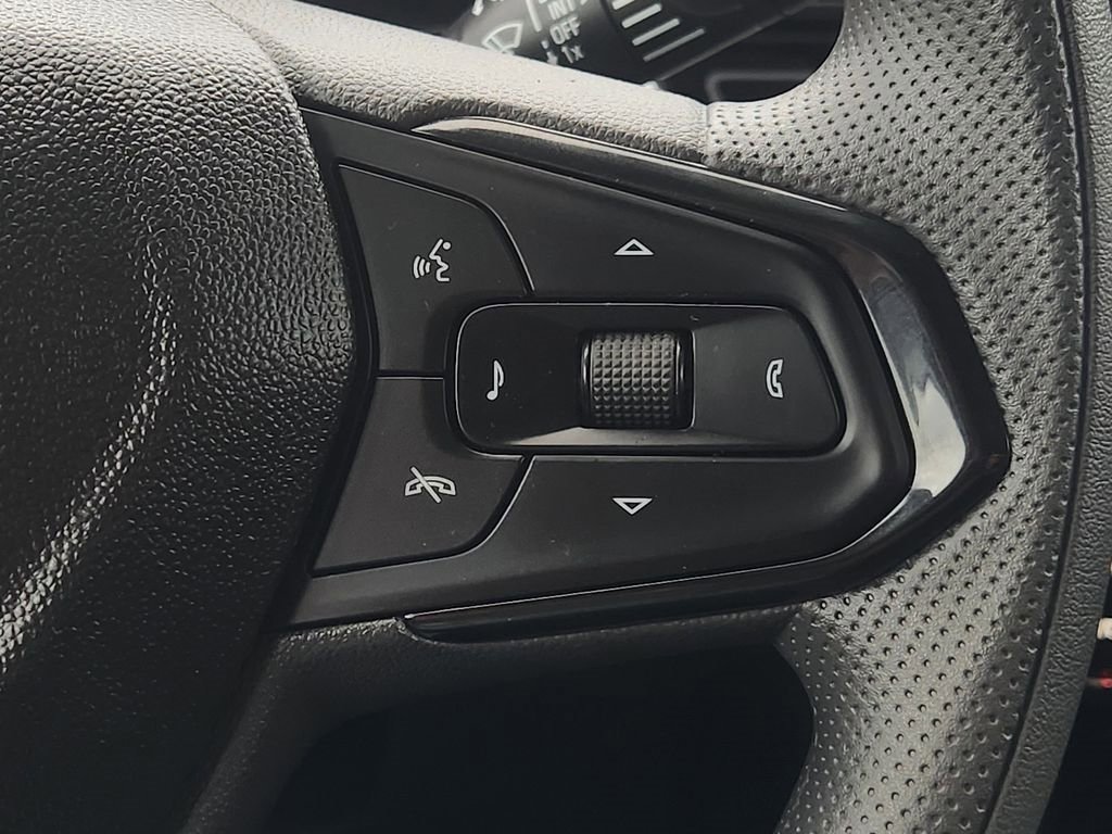 Used 2026 Chevrolet Trax LT image 30