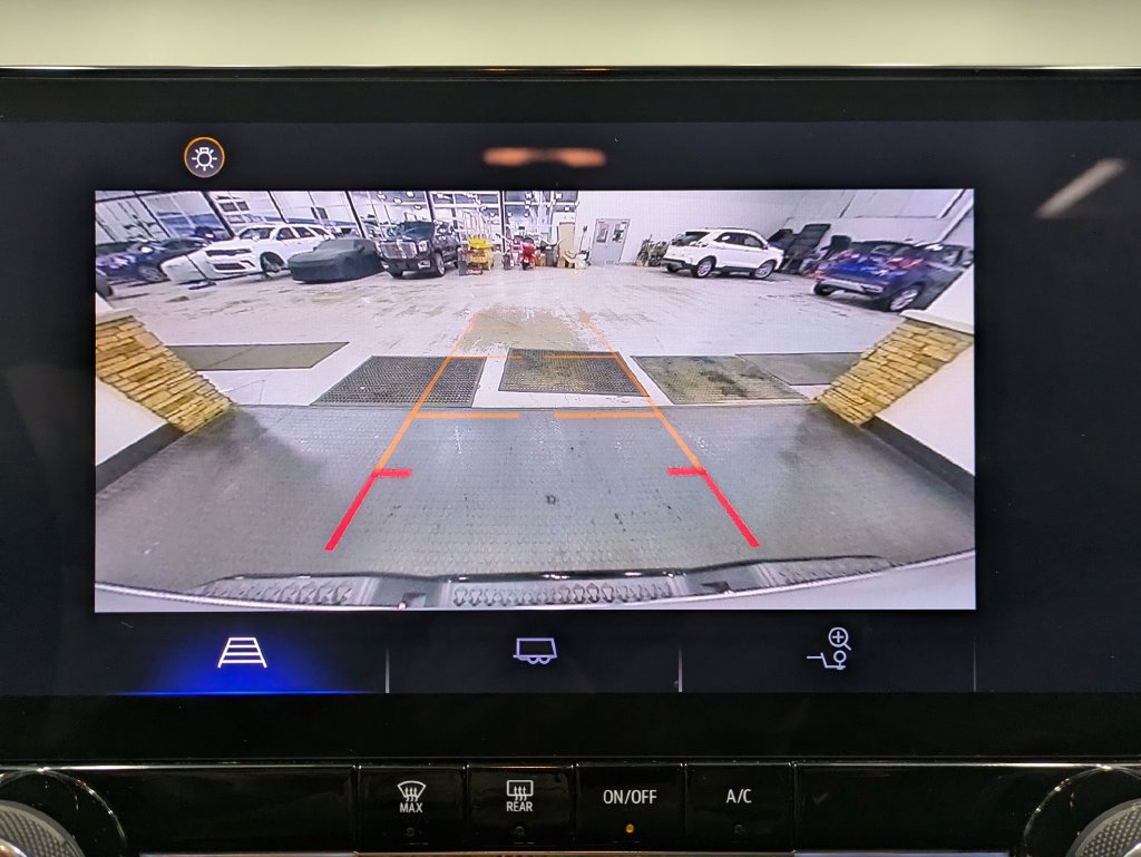 Certified 2024 Chevrolet Colorado Trail Boss w/ Advanced Trailering Package AWD/4WD image 14