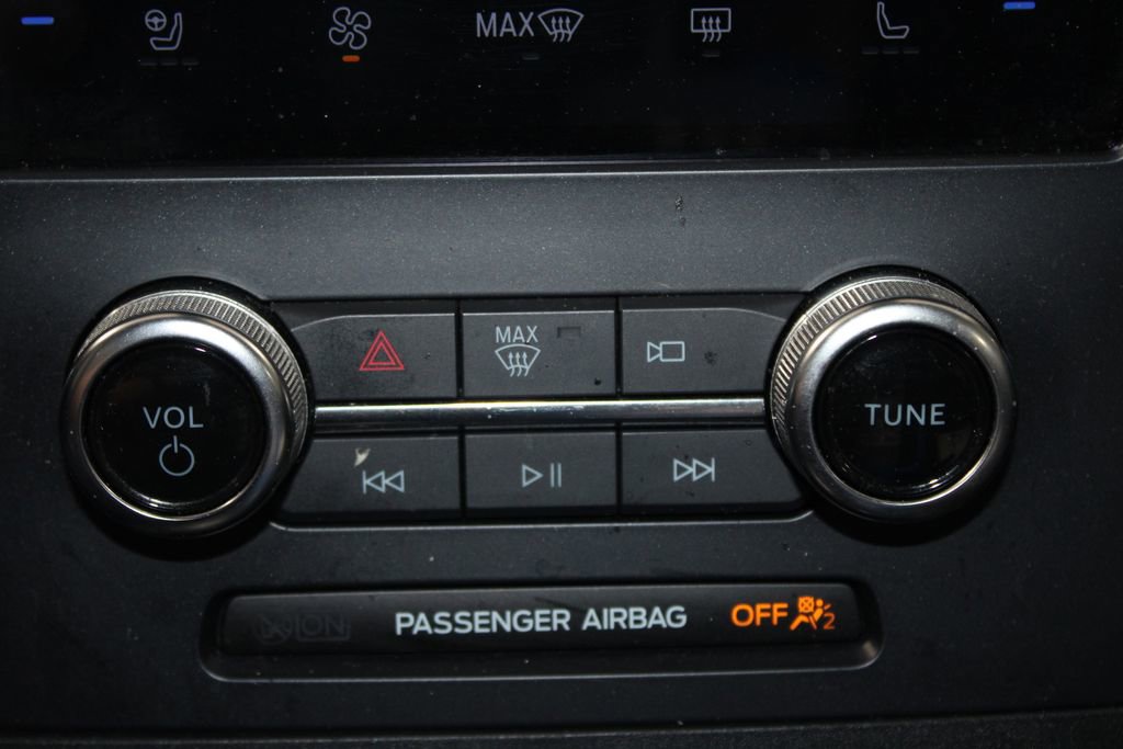 Used 2024 Ford Edge Titanium AWD/4WD image 43