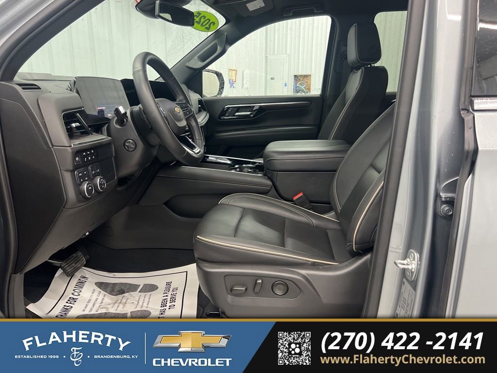 Used 2025 Chevrolet Tahoe Premier image 9