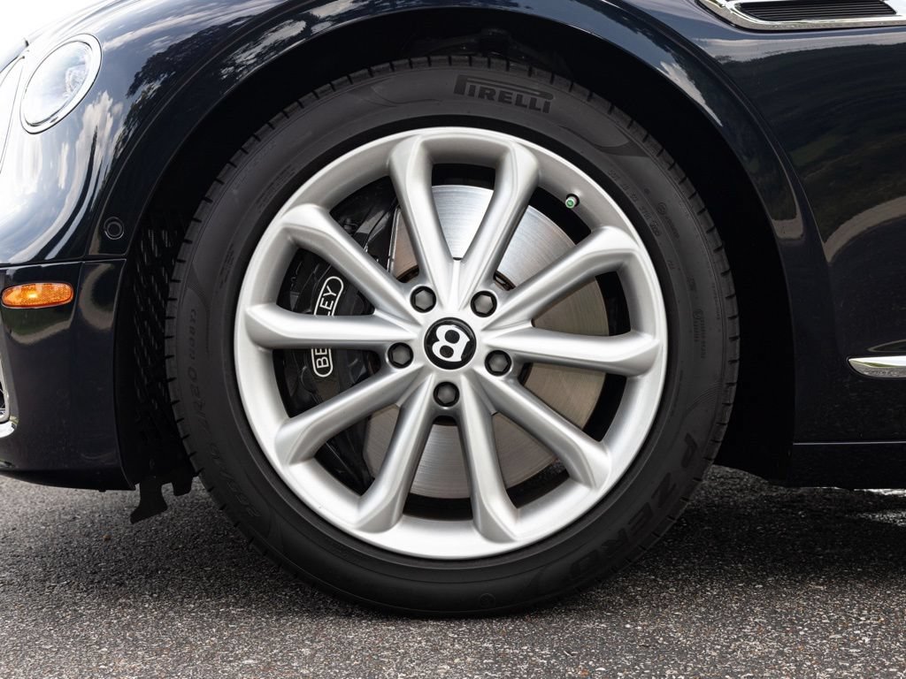 Used 2024 Bentley Flying Spur V8 AWD/4WD image 87
