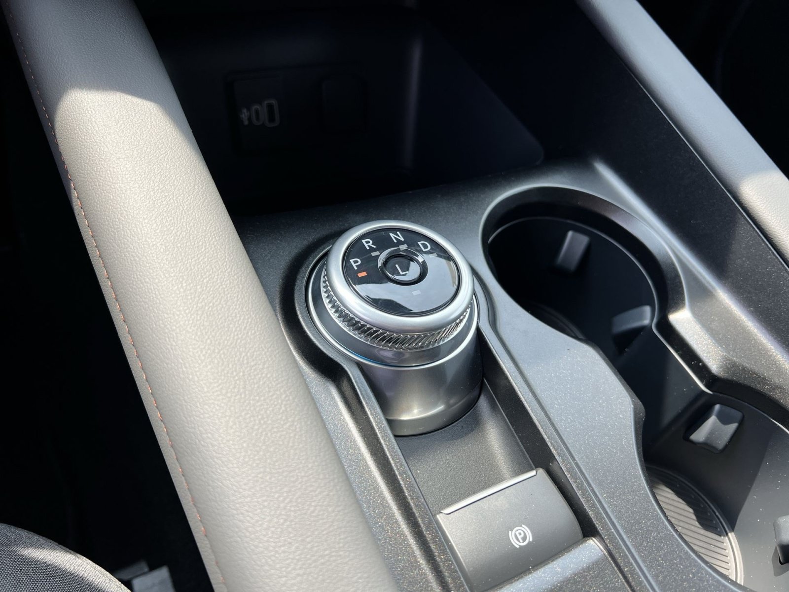 New 2026 Ford Explorer Active AWD/4WD image 22