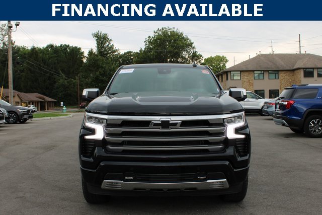 Used 2023 Chevrolet Silverado 1500 High Country w/ Max Trailering Package image 3