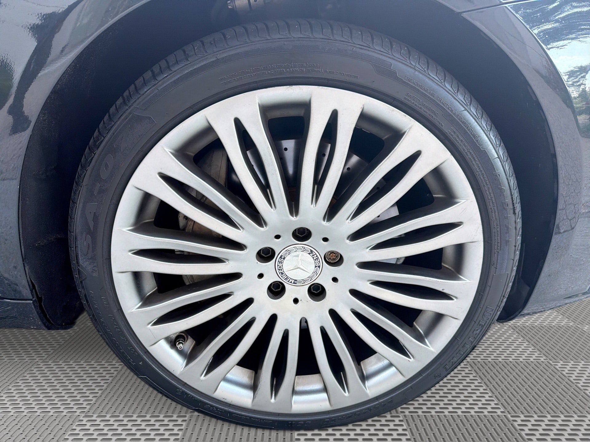 Used 2016 Mercedes-Benz S 550 Sedan image 31
