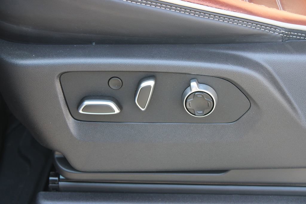 Used 2025 GMC Sierra 2500 Denali Ultimate image 23