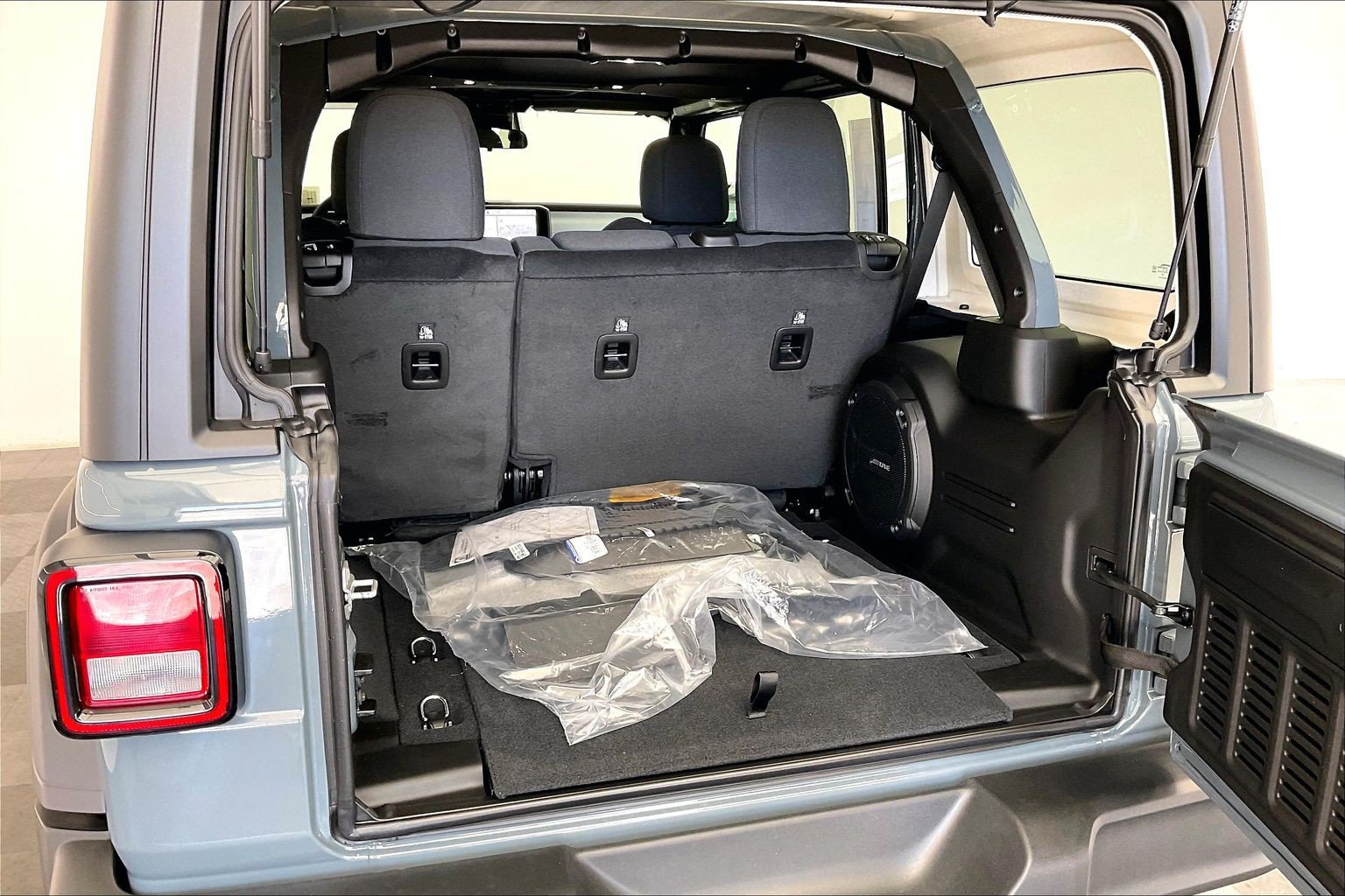 New 2026 Jeep Wrangler Unlimited Sport AWD/4WD image 11