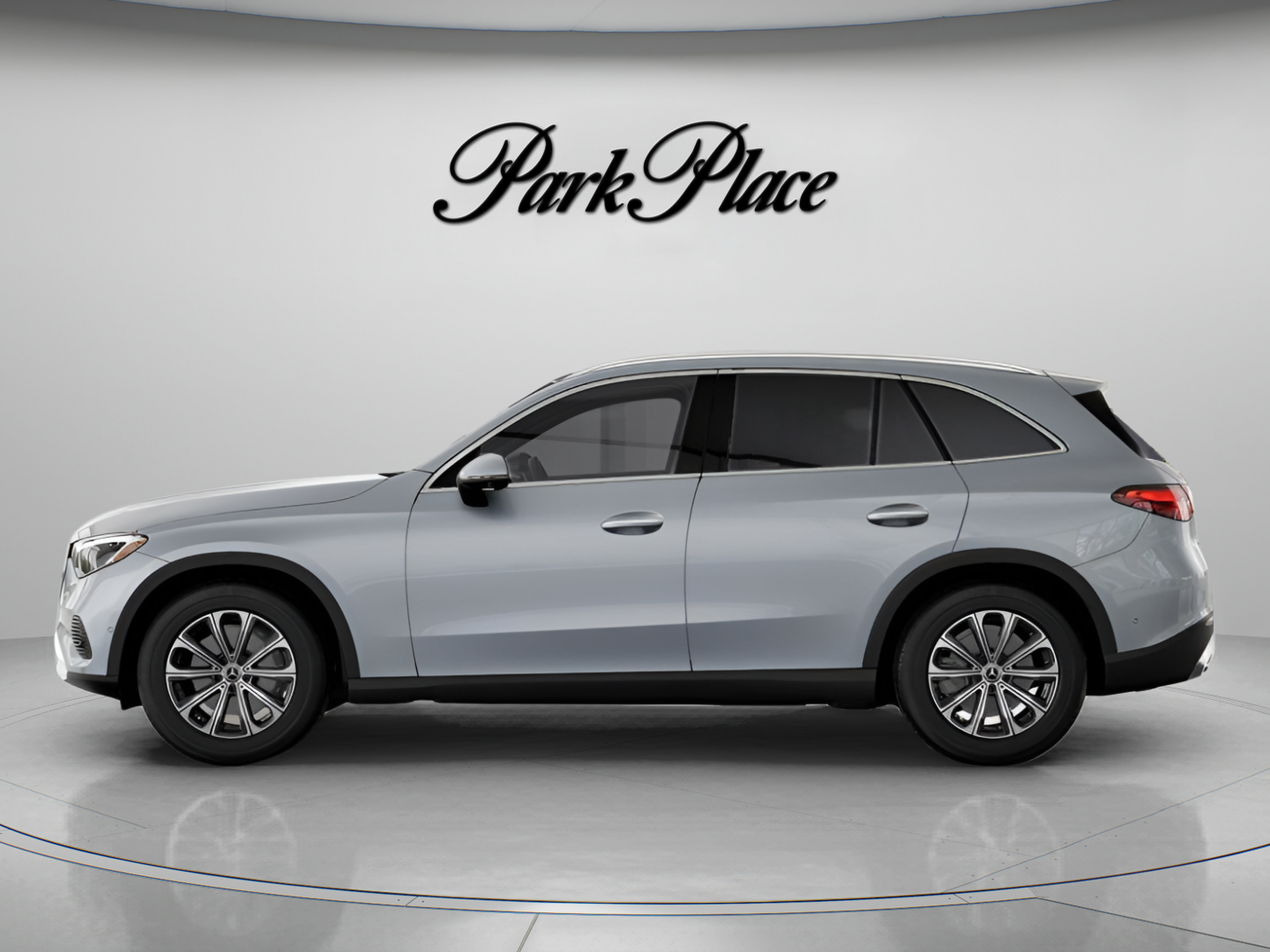 Used 2026 Mercedes-Benz GLC 300 4MATIC image 7