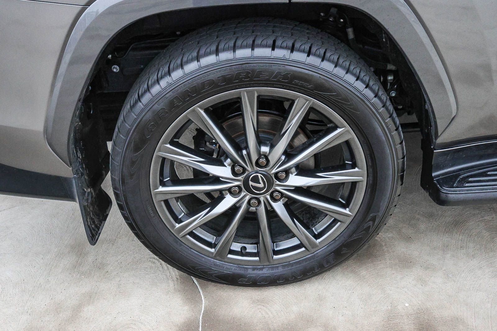 Used 2024 Lexus LX 600 F Sport image 14