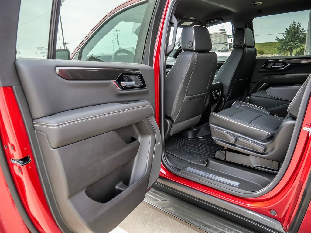 New 2026 GMC Yukon XL Elevation AWD/4WD image 25