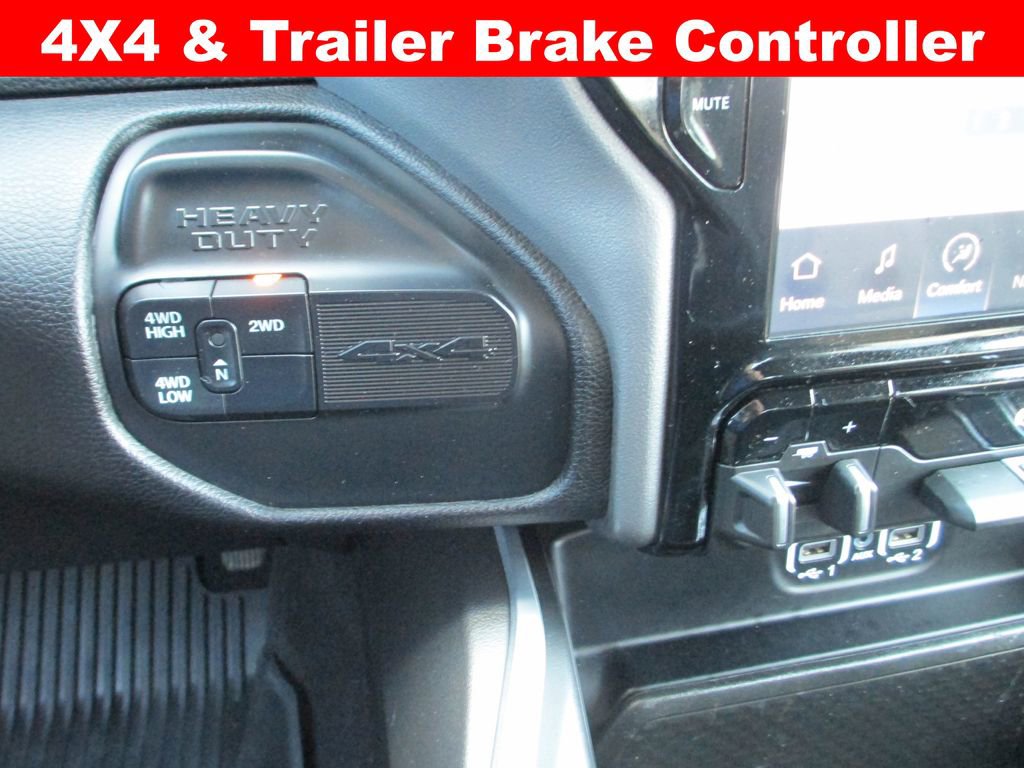 Used 2024 RAM 2500 Big Horn w/ Sport Appearance Package AWD/4WD image 18