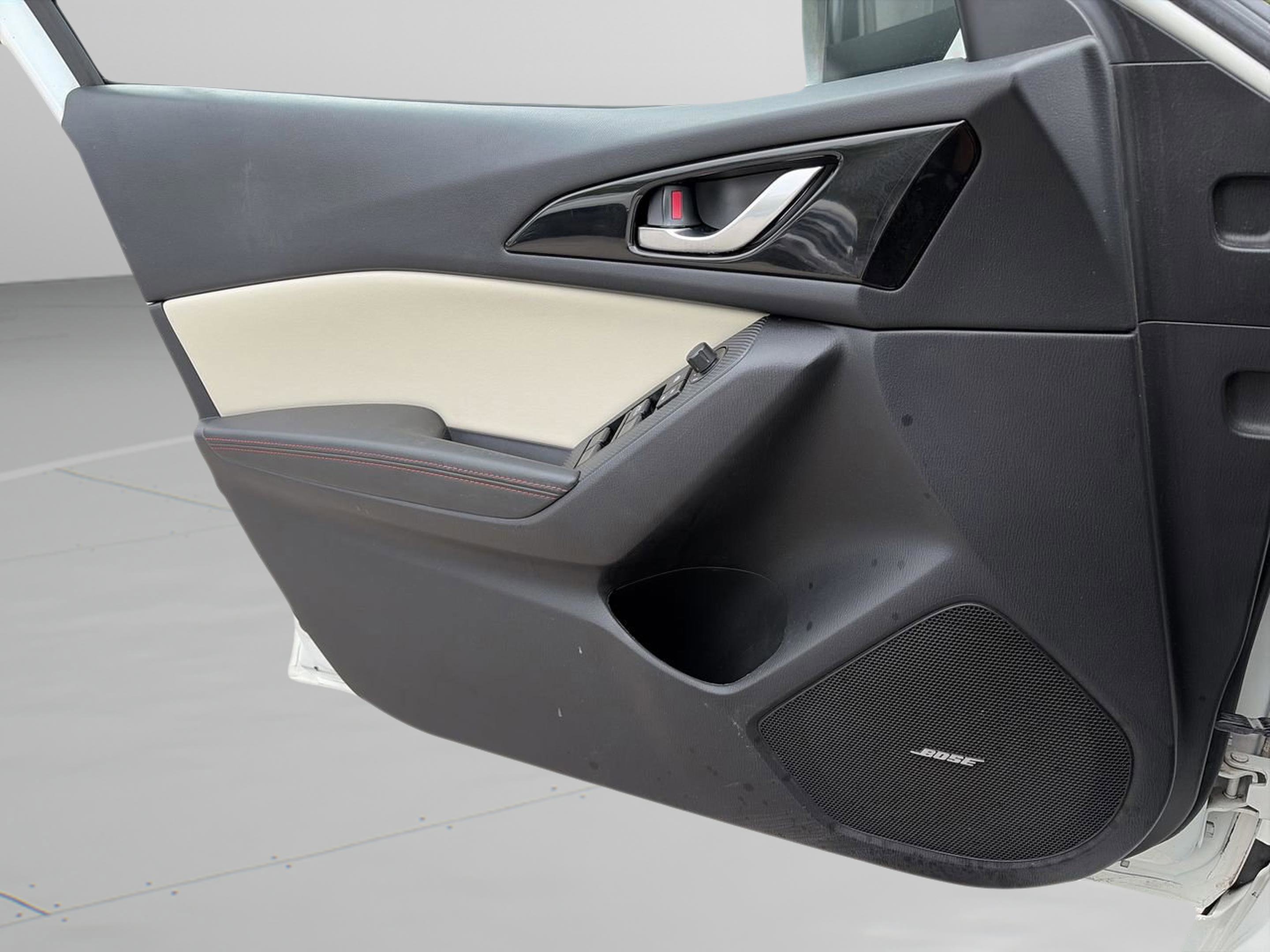 Used 2015 MAZDA MAZDA3 s Grand Touring image 15