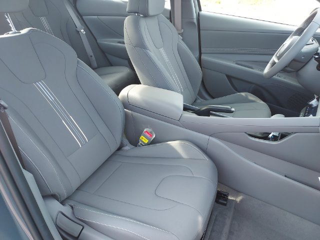 New 2026 Hyundai Elantra Sport FWD image 52