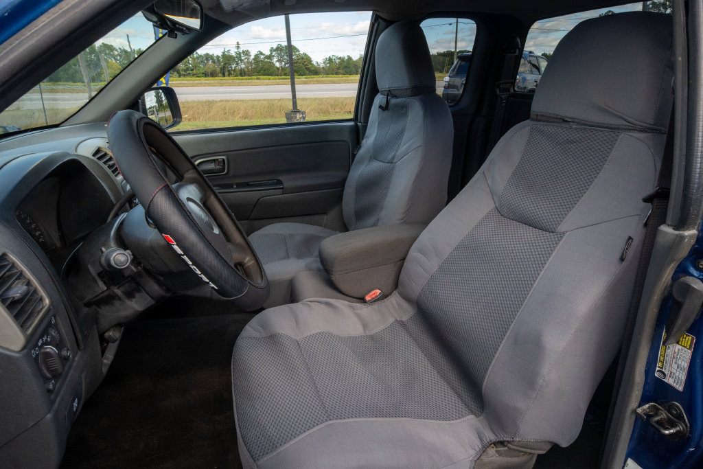 Used 2005 Chevrolet Colorado LS w/ Safe And Sound Package RWD image 13