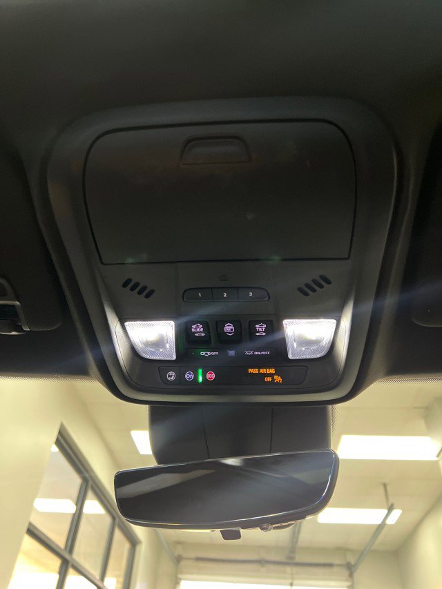 Used 2024 Cadillac XT4 Sport image 23