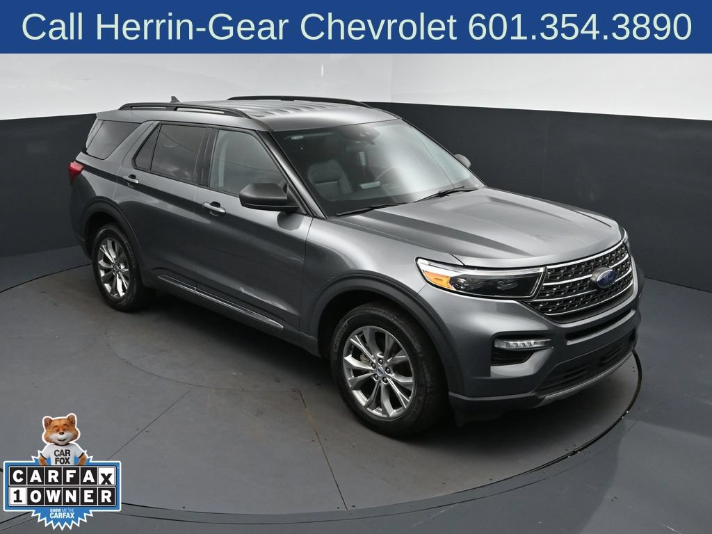 Used 2023 Ford Explorer XLT w/ Equipment Group 202A AWD/4WD image 1