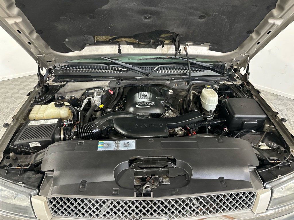 Used 2006 Chevrolet Avalanche Z71 w/ Sun And Sound Package image 38