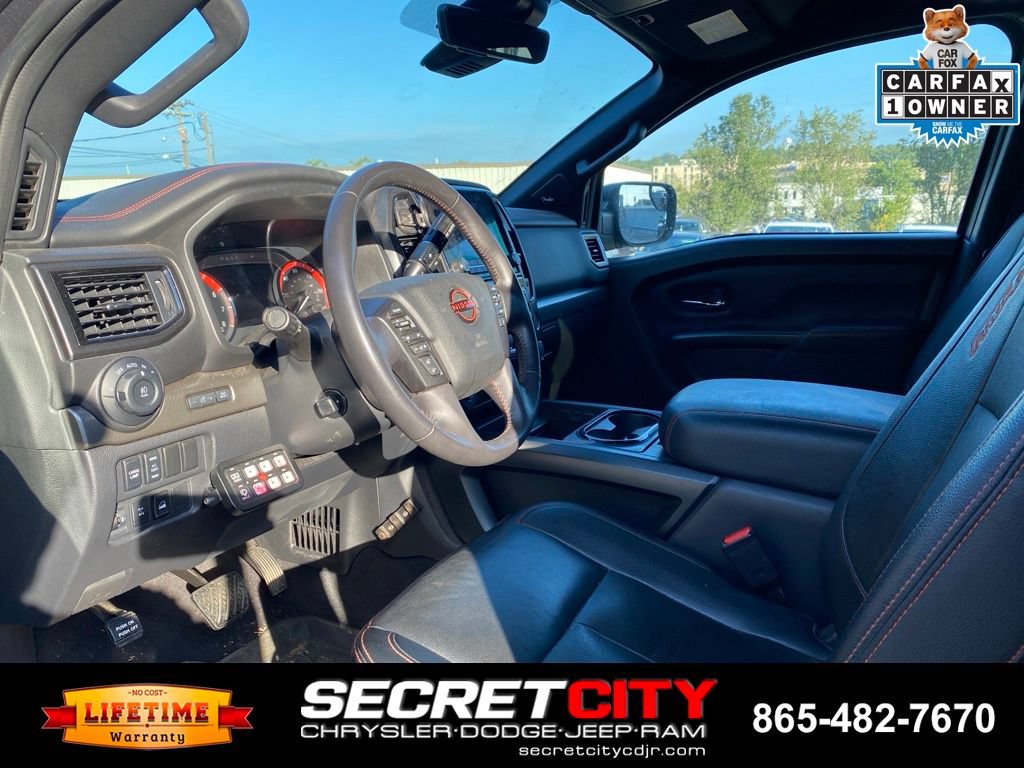 Used 2023 Nissan Titan PRO-4X w/ Pro-4x Convenience Package AWD/4WD image 12