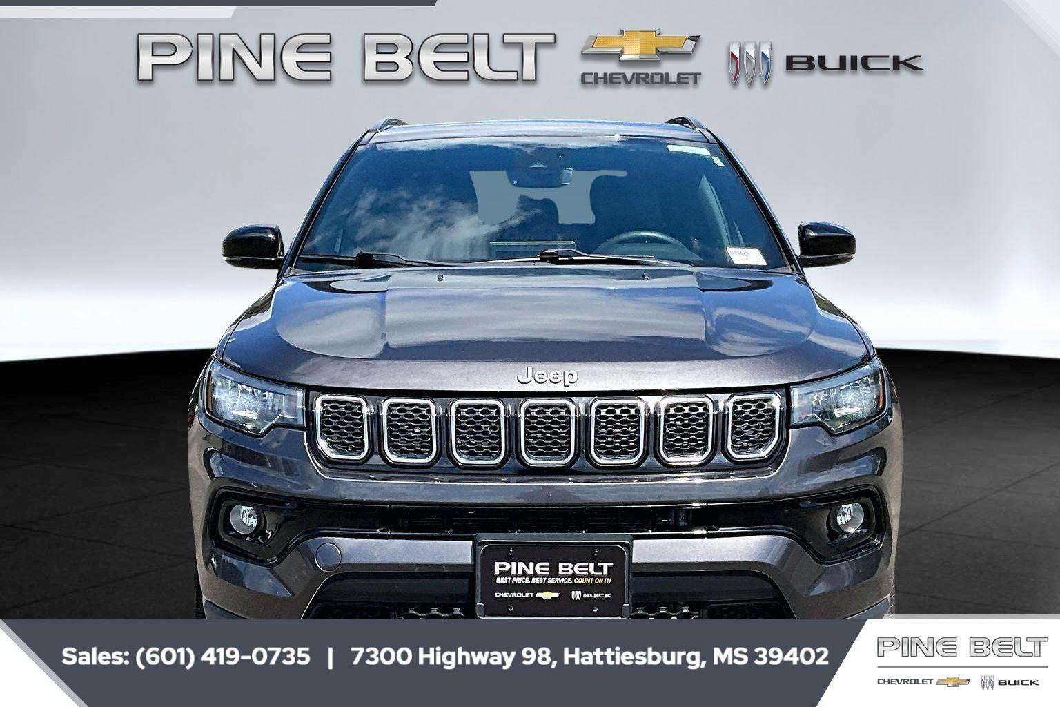 Used 2023 Jeep Compass Limited image 3