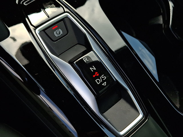 Used 2025 Audi Q5 Premium w/ Premium Plus AWD/4WD image 16