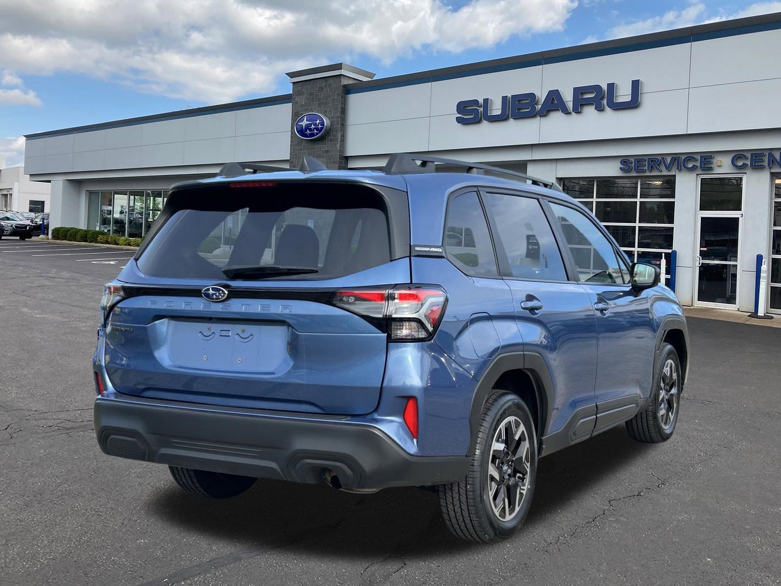 Certified 2025 Subaru Forester Premium image 7