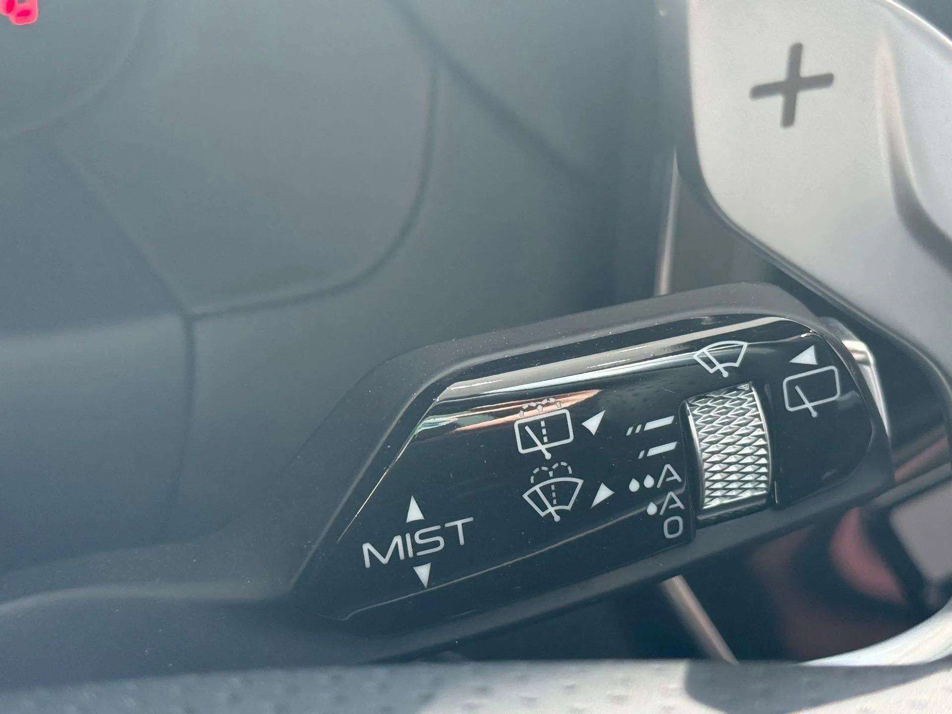 New 2025 Maserati Grecale GT image 46