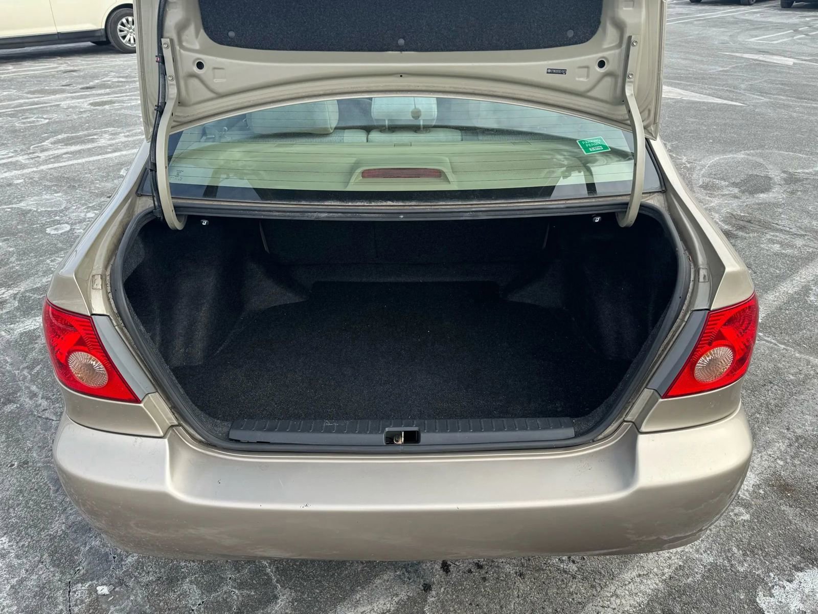 Used 2005 Toyota Corolla LE image 24