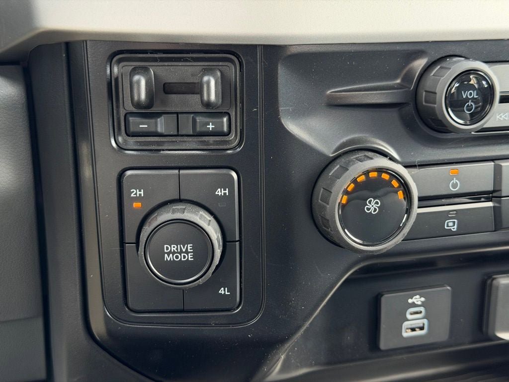 New 2026 Ford F550 4x4 Crew Cab image 26