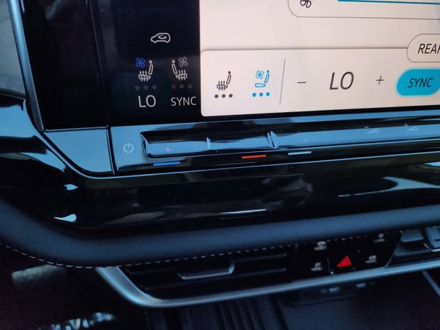 New 2026 Volkswagen Atlas SE image 15