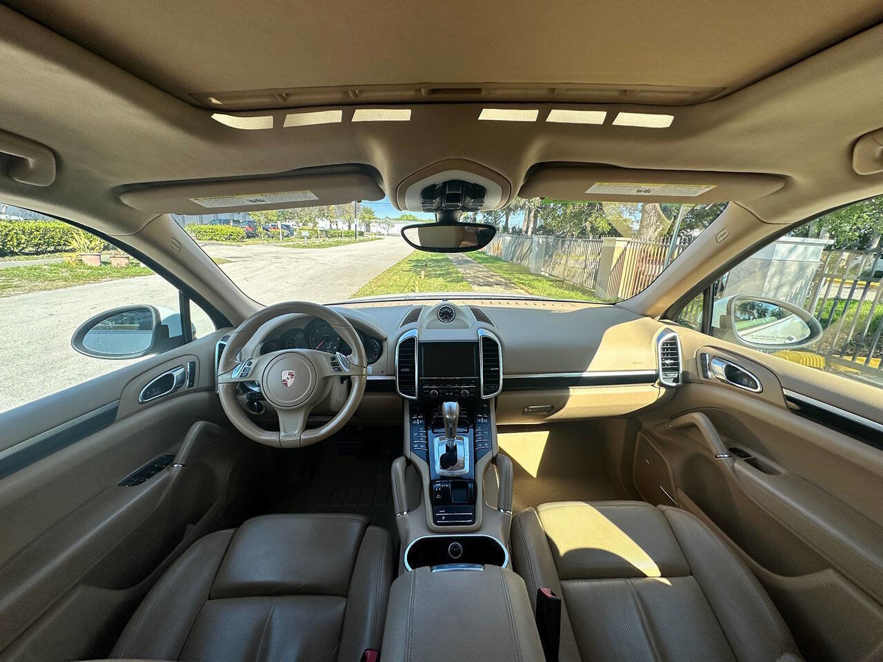 Used 2014 Porsche Cayenne Diesel image 16