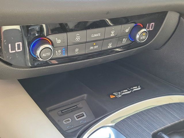Used 2023 Buick Enclave Avenir w/ Avenir Technology Package image 29