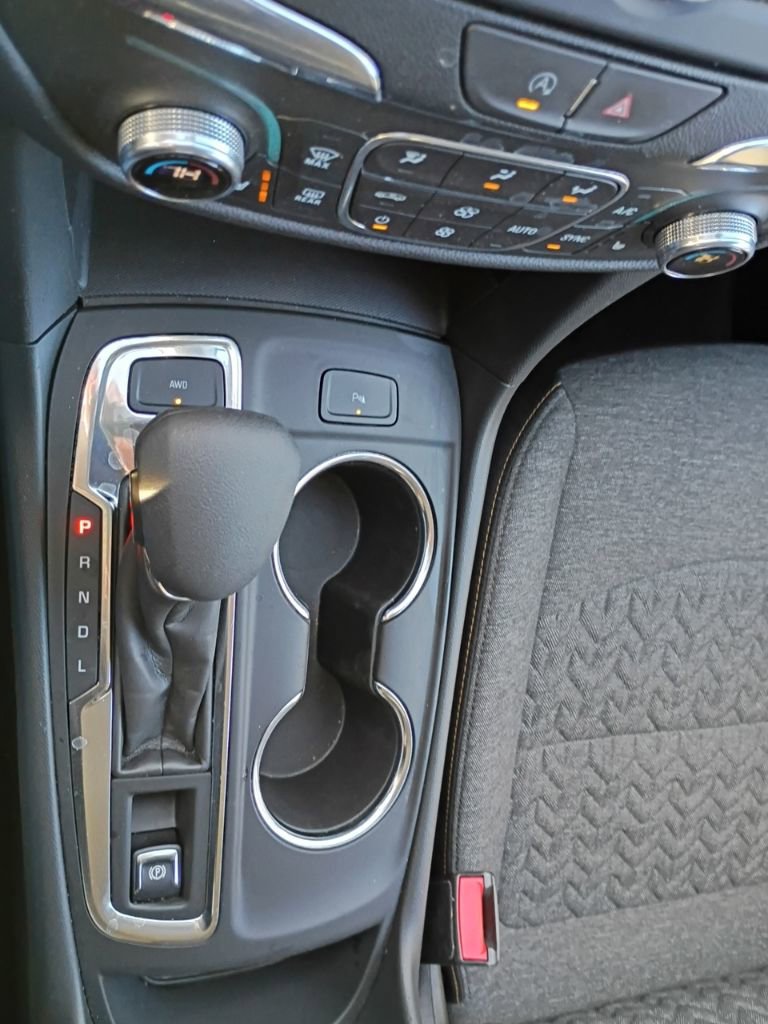 Used 2024 Chevrolet Equinox LT AWD/4WD image 11