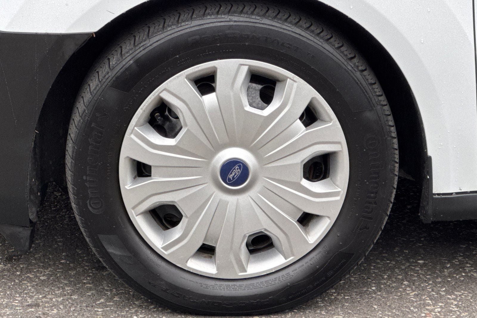 Used 2020 Ford Transit Connect XL FWD image 30
