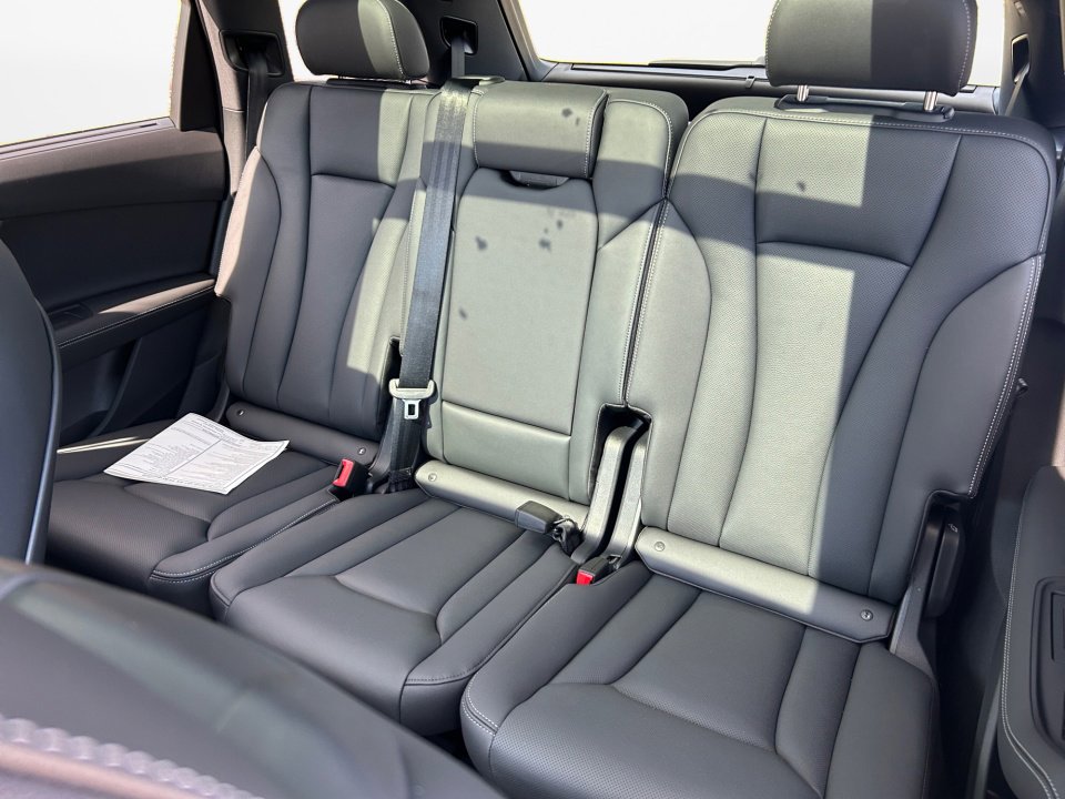 New 2026 Audi Q7 3.0T Premium Plus image 12