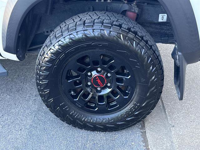 Used 2019 Toyota Tacoma SR image 7