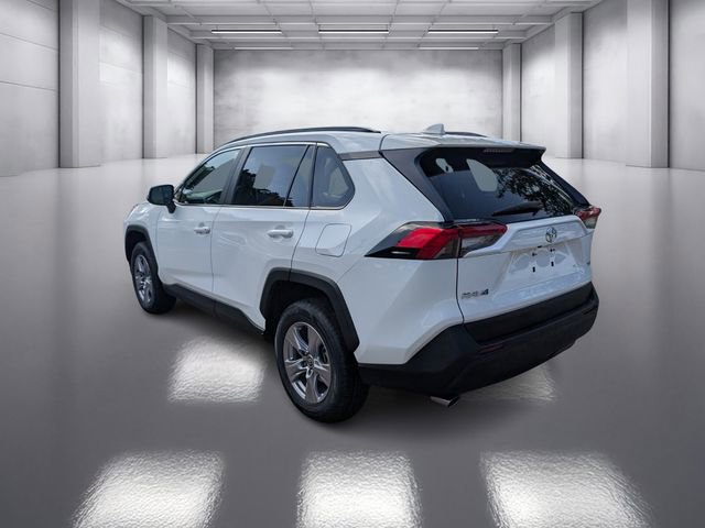 Used 2023 Toyota RAV4 XLE w/ Convenience Package image 7