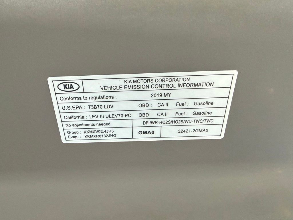 Used 2019 Kia Sorento LX image 34