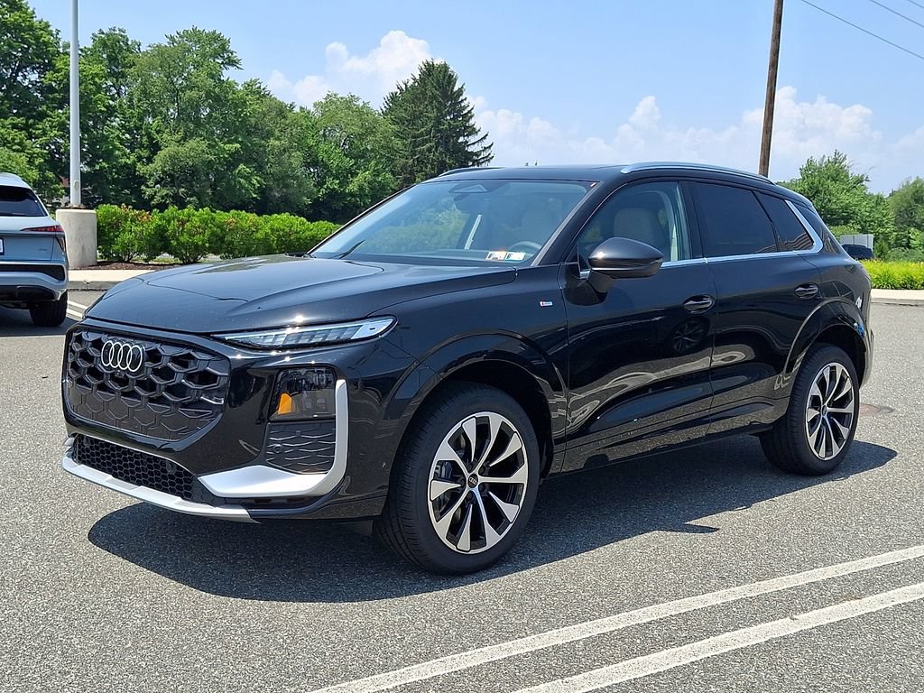 New 2026 Audi Q3 quattro 2.0T AWD/4WD image 5