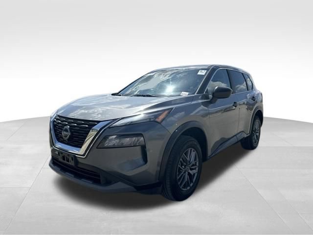 Used 2023 Nissan Rogue S AWD/4WD image 7