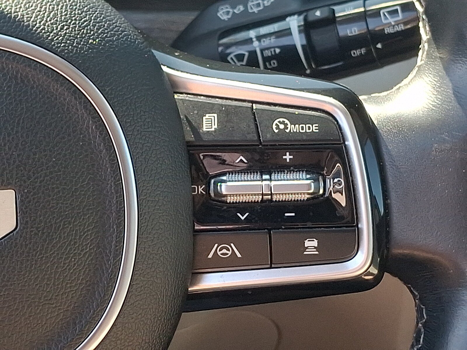 Used 2023 Kia Sorento X-Line EX AWD/4WD image 24