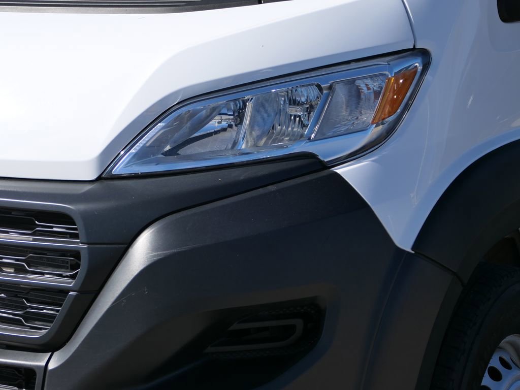 Used 2024 RAM ProMaster 2500 w/ Convenience Group image 9