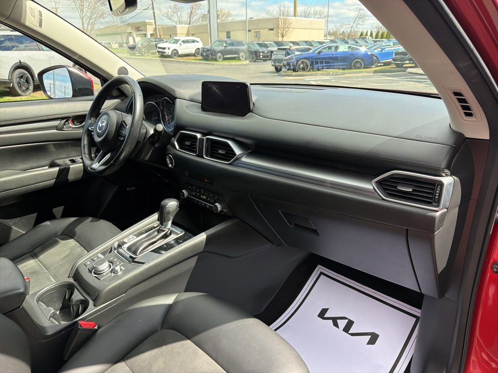 Used 2020 MAZDA CX-5 Touring image 13