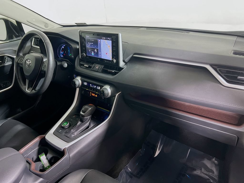 Used 2020 Toyota RAV4 Limited AWD/4WD image 24