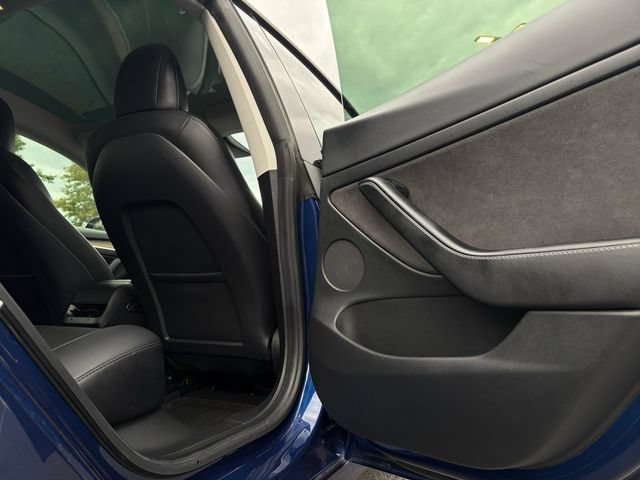Used 2021 Tesla Model 3 Long Range AWD/4WD image 34