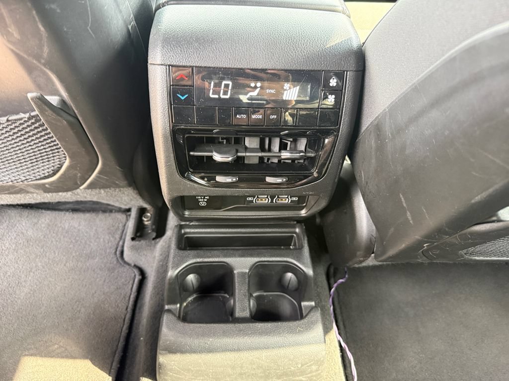 Used 2023 Jeep Grand Cherokee L Laredo AWD/4WD image 39